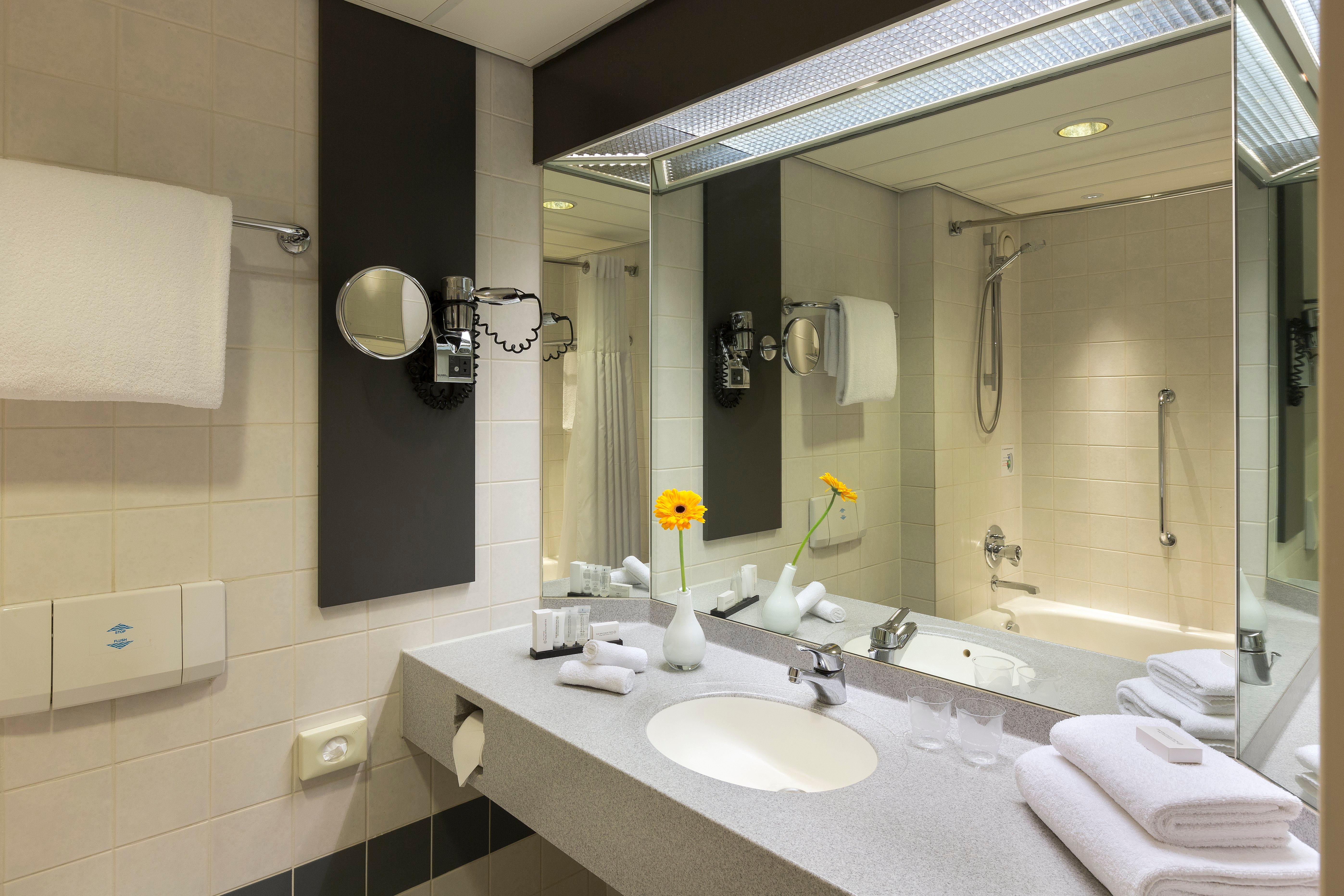 Crowne Plaza Amsterdam Airport Hotel Hoofddorp Ngoại thất bức ảnh