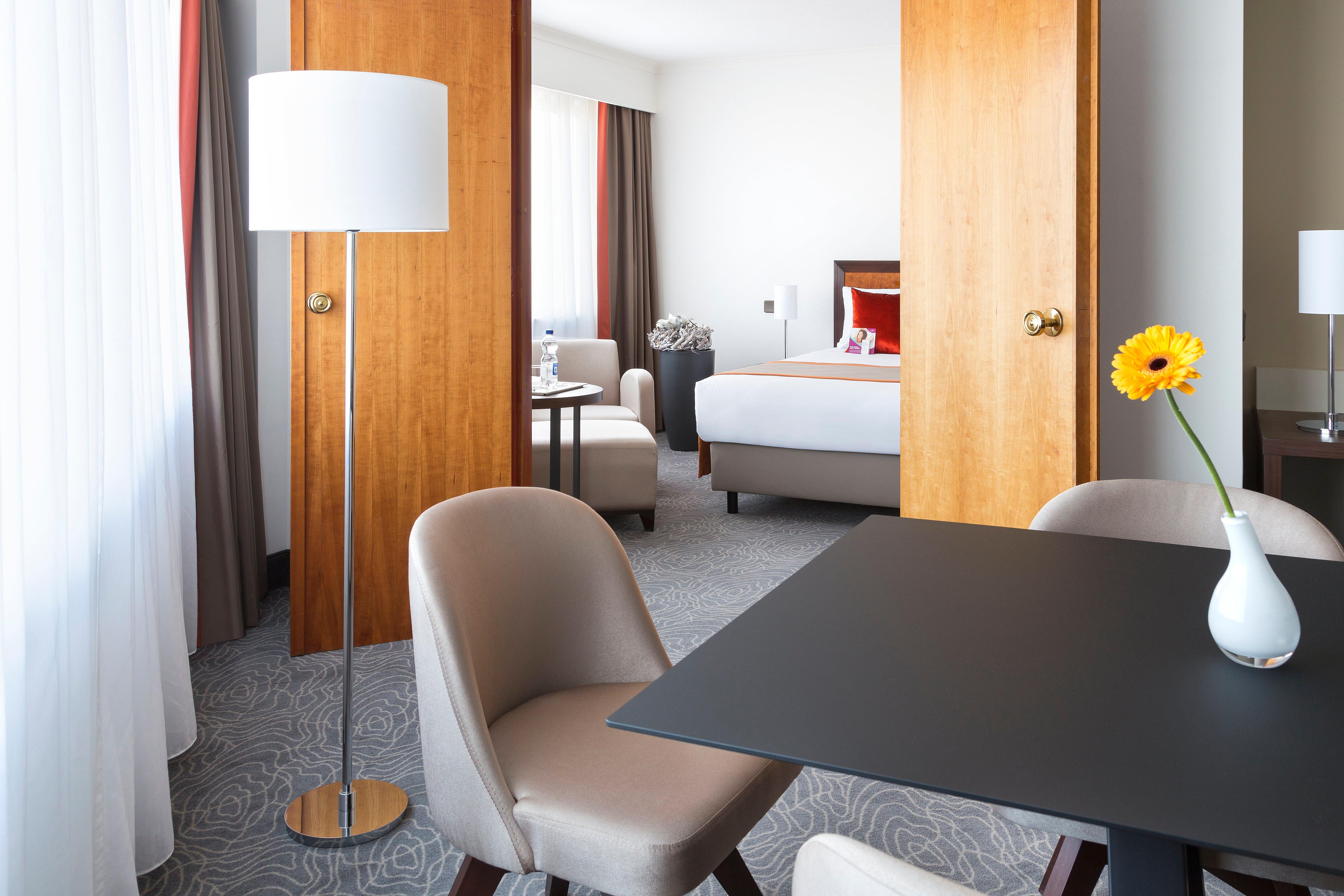 Crowne Plaza Amsterdam Airport Hotel Hoofddorp Ngoại thất bức ảnh